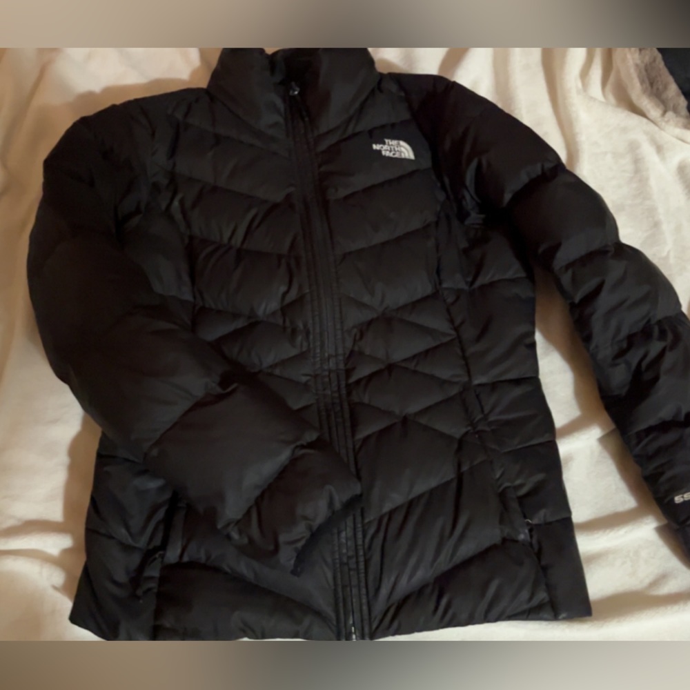 North face puffer jacket perfect condition